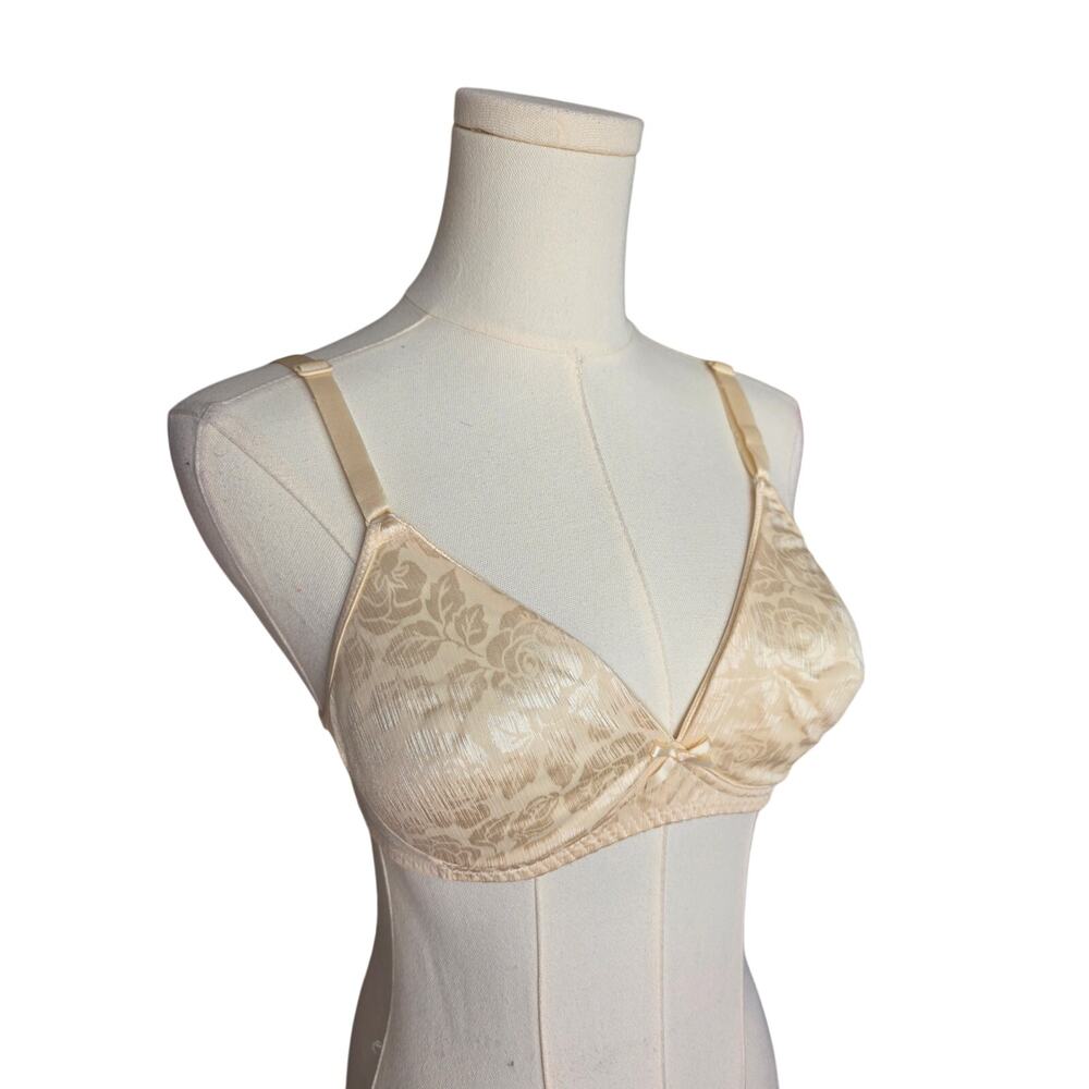 NWOT HANES her way-Vintage Nude Bra